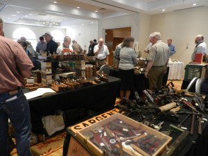 Tool show and swap