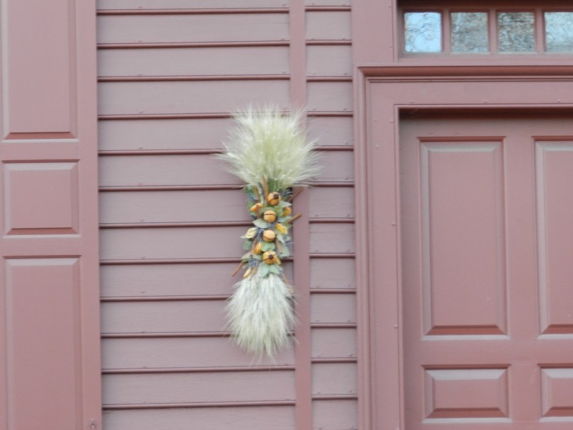 Cut nails in exterior siding and trim