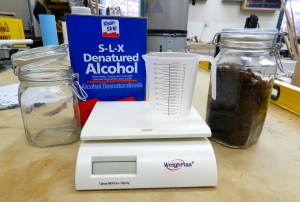 Supplies needed to prepare shellac