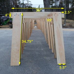 Saw horse with dimensions.