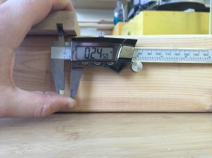 Using the upper jaws to measure inside. 